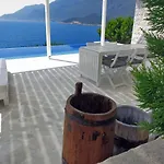 Guezel Elma -breathtaking Sea View Villa, Pool & Access To Sea *