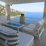 ヴィラ Guezel Elma -breathtaking Sea View Villa, Pool & Access To Sea カシュ