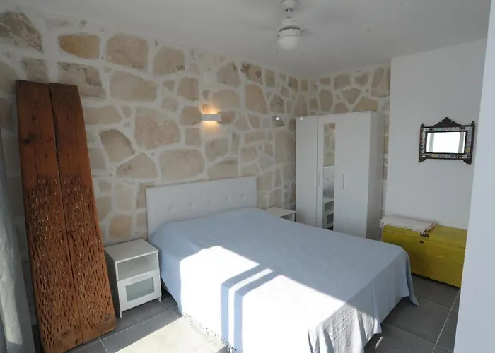 Villa Guezel Elma -breathtaking Sea View Villa, Pool & Access To Sea