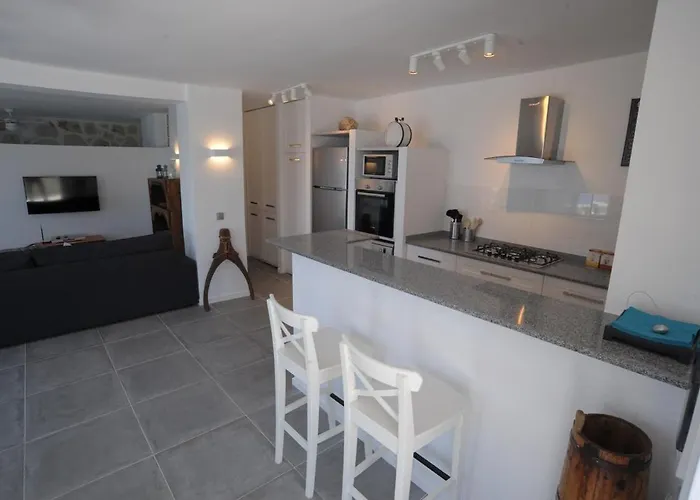 Guezel Elma -breathtaking Sea View Villa, Pool & Access To Sea Villa