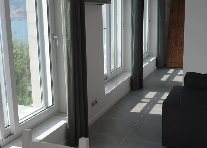 Guezel Elma -breathtaking Sea View Villa, Pool & Access To Sea Villa Kaş