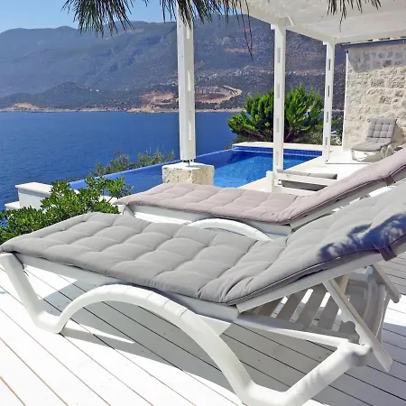 Villa Guezel Elma -breathtaking Sea View Villa, Pool & Access To Sea *