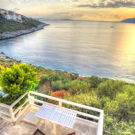 Guezel Elma -breathtaking Sea View Villa, Pool & Access To Sea *