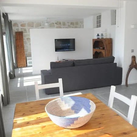 Guezel Elma -breathtaking Sea View Villa, Pool & Access To Sea Kaş