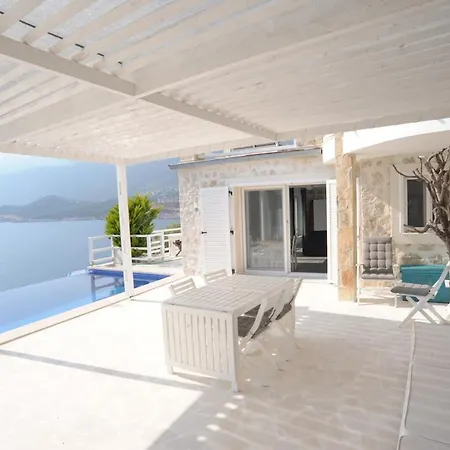 Guezel Elma -breathtaking Sea View Villa, Pool & Access To Sea Villa Kaş