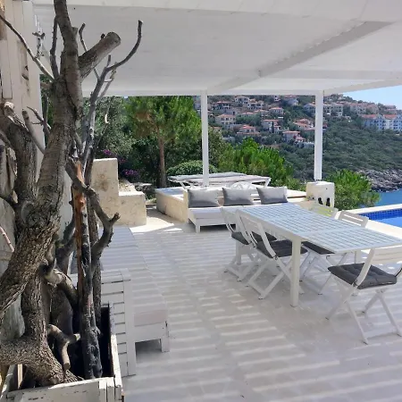 Guezel Elma -breathtaking Sea View Villa, Pool & Access To Sea Villa Kas