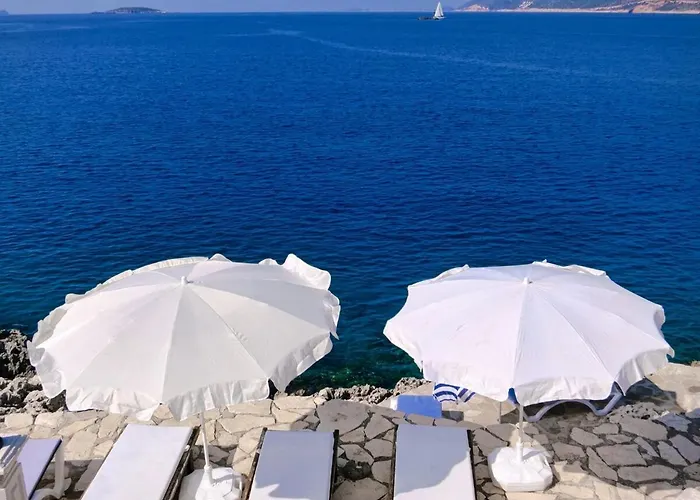 Guezel Elma -breathtaking Sea View Villa, Pool & Access To Sea