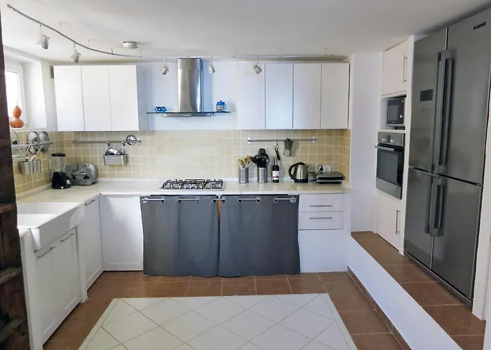 Villa Guezel Elma -breathtaking Sea View Villa, Pool & Access To Sea